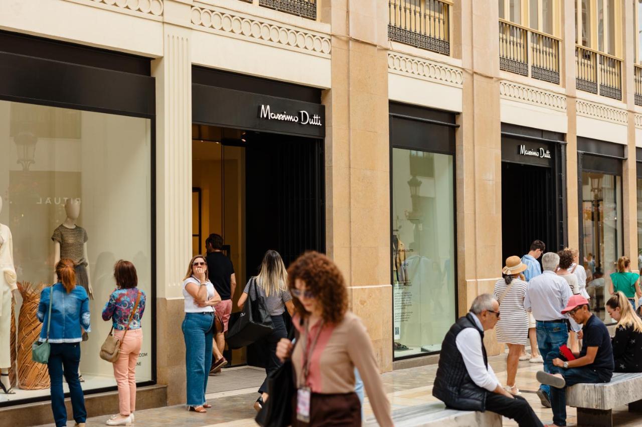 In The Historic Center Of Malaga, Very Close To The Beach And The Ave Train Station, With Private Parking Bagian luar foto